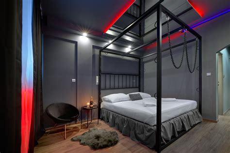 erotický hotel|Milenecký azyl AURA Praha 9